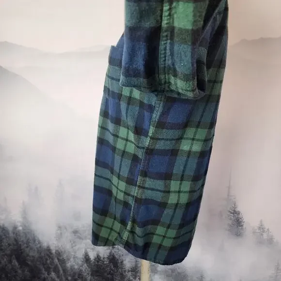 J.Crew Midweight Flannel Workshirt in Regenerative Cotton | Men's Slim Medium - Picture 7 of 13